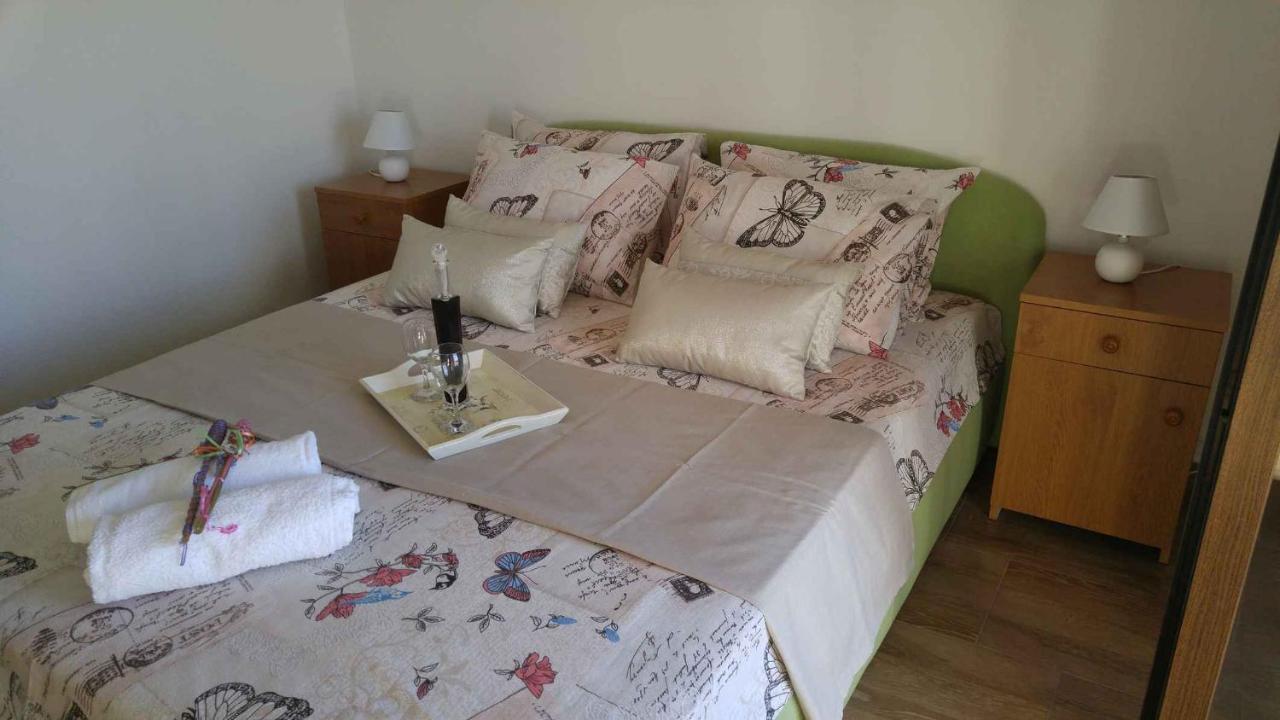 Vera Apartment 1 Rogoznica  Zimmer foto