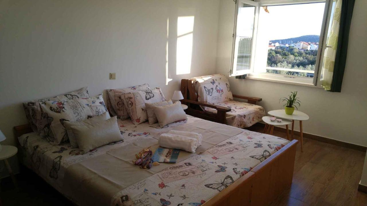 Vera Apartment 1 Rogoznica  Zimmer foto