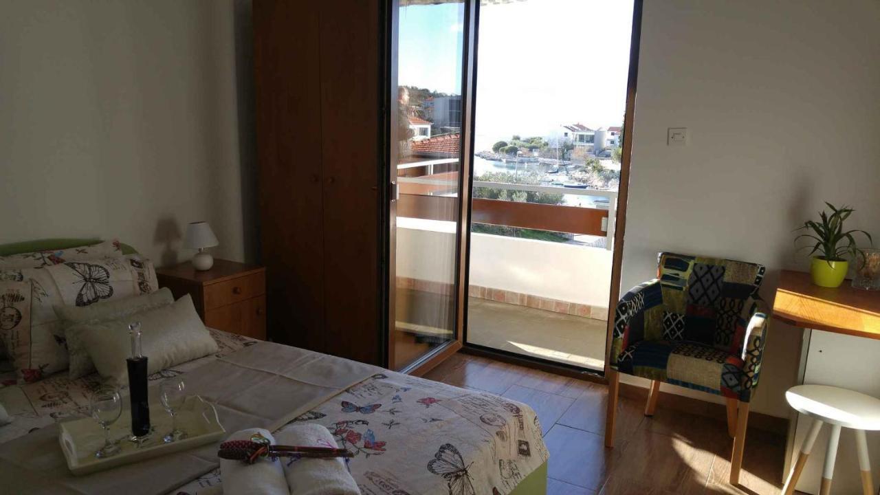 Vera Apartment 1 Rogoznica  Zimmer foto